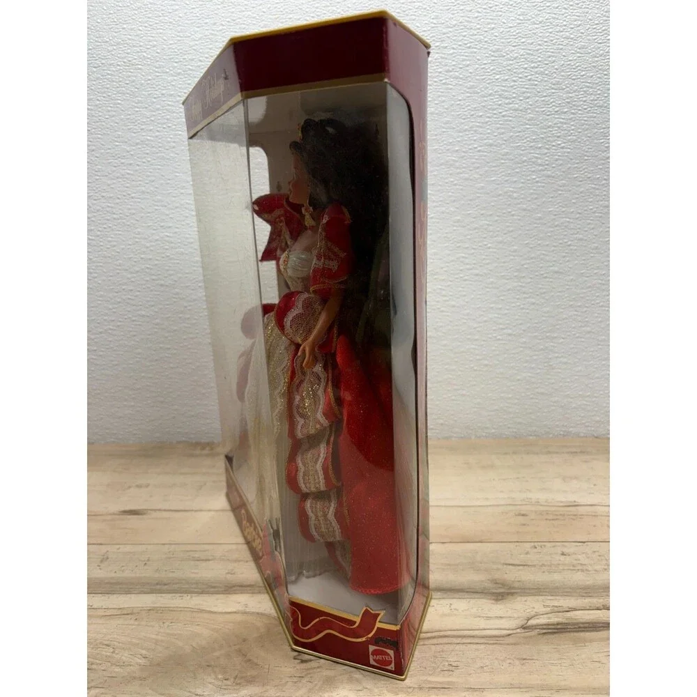 1997 Happy Holidays Barbie Special Edition 10Th Anniversary
